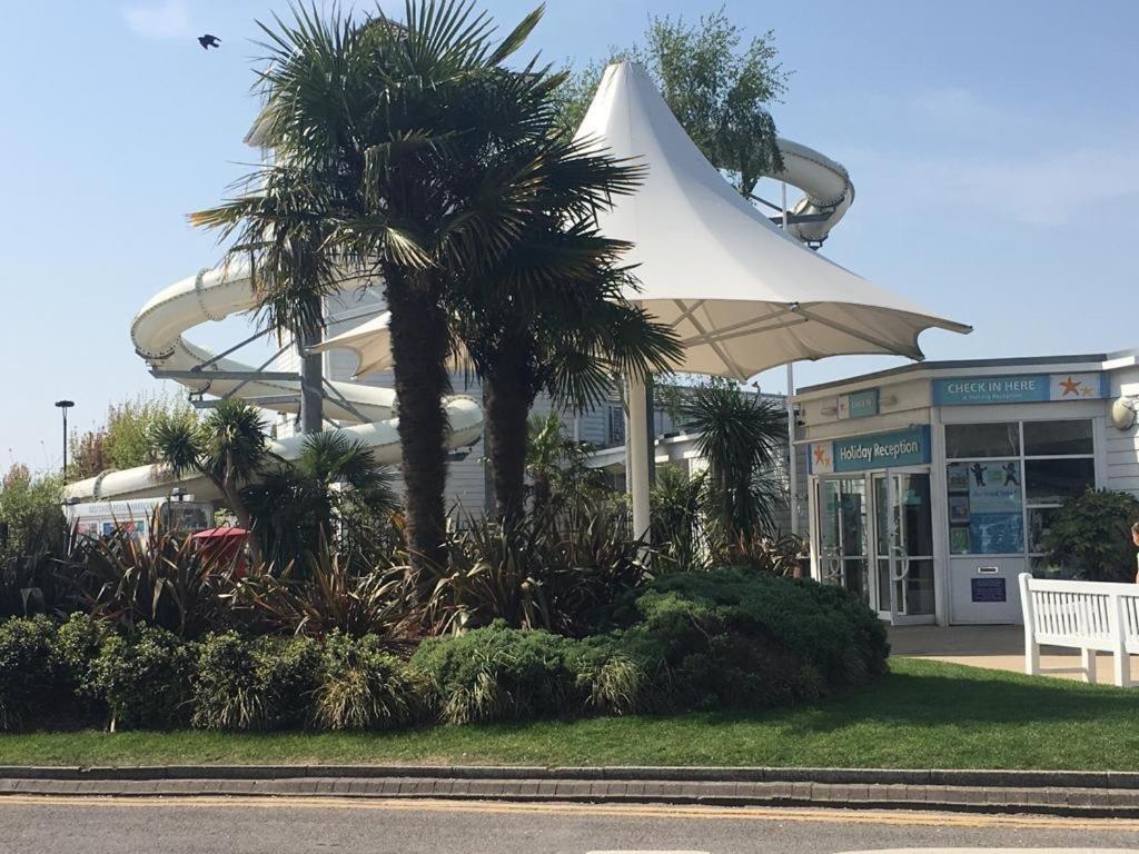 Rockley Park - Coral Hotel Пул Екстериор снимка